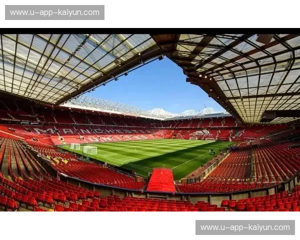 绿野硝烟，双城记：聚焦曼联vs曼城，一场不容错过的足球盛宴